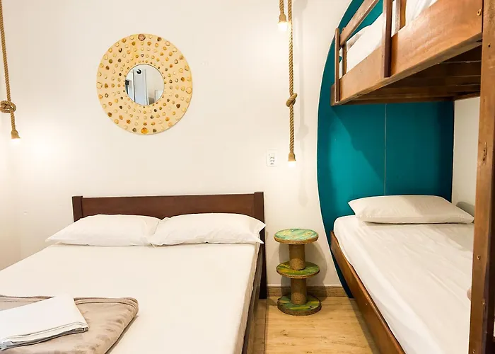 Babitonga Hostel - 100M Da Prainha